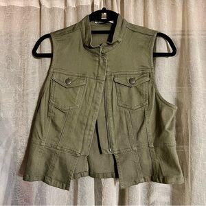 Cropped Cargo Utility Vest | Olive Green